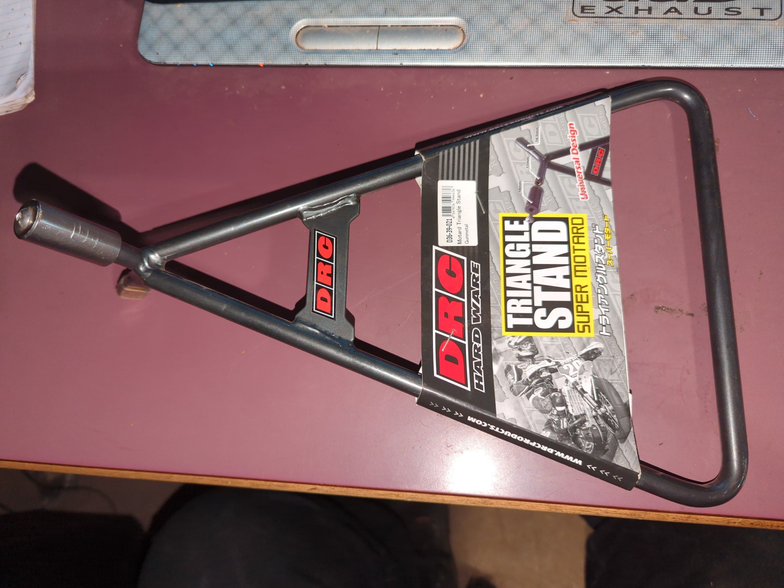 DRC - ZETA Triangle Stand