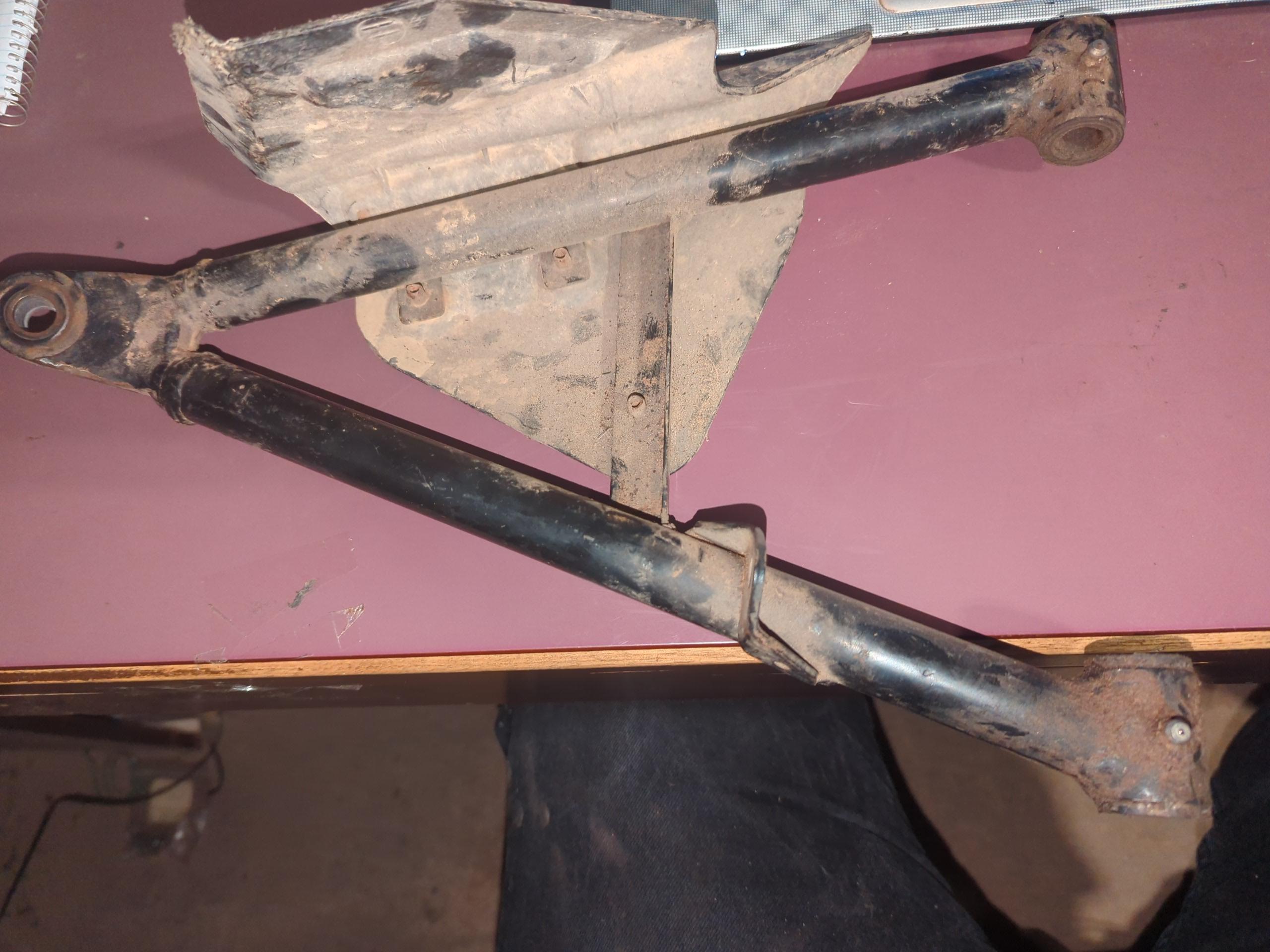 2010 - 2012 CAN AM Renegade 500 EFI,800R EFI Front Suspension A Arm LH - Image 2