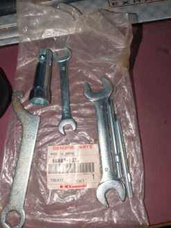 1998 KAWASAKI BAYOU 300 4X4 (KLF300-C10) TOOLKIT