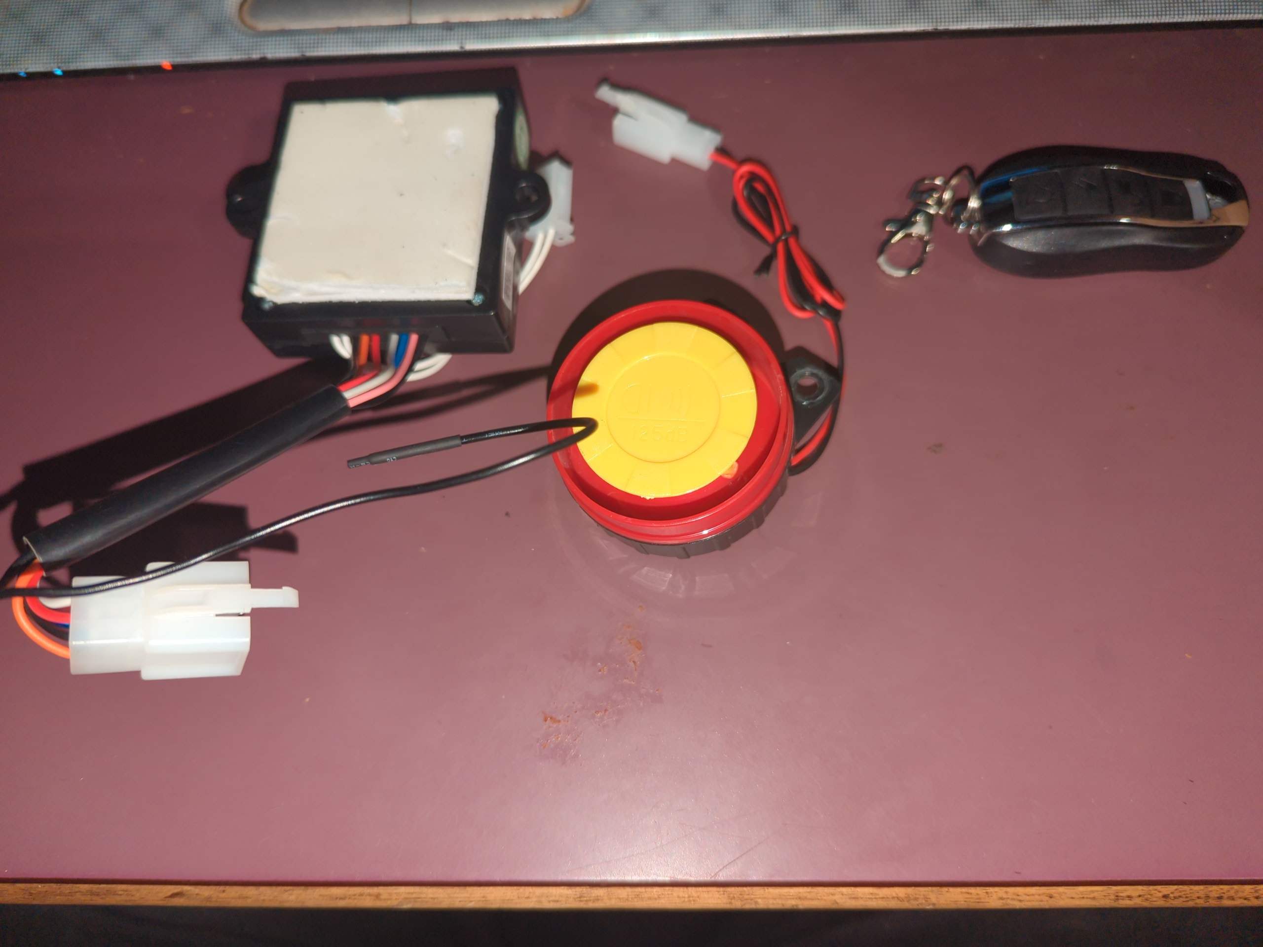 GIO Mini Blazer 110 Remote Alarm G1010035 - Image 2
