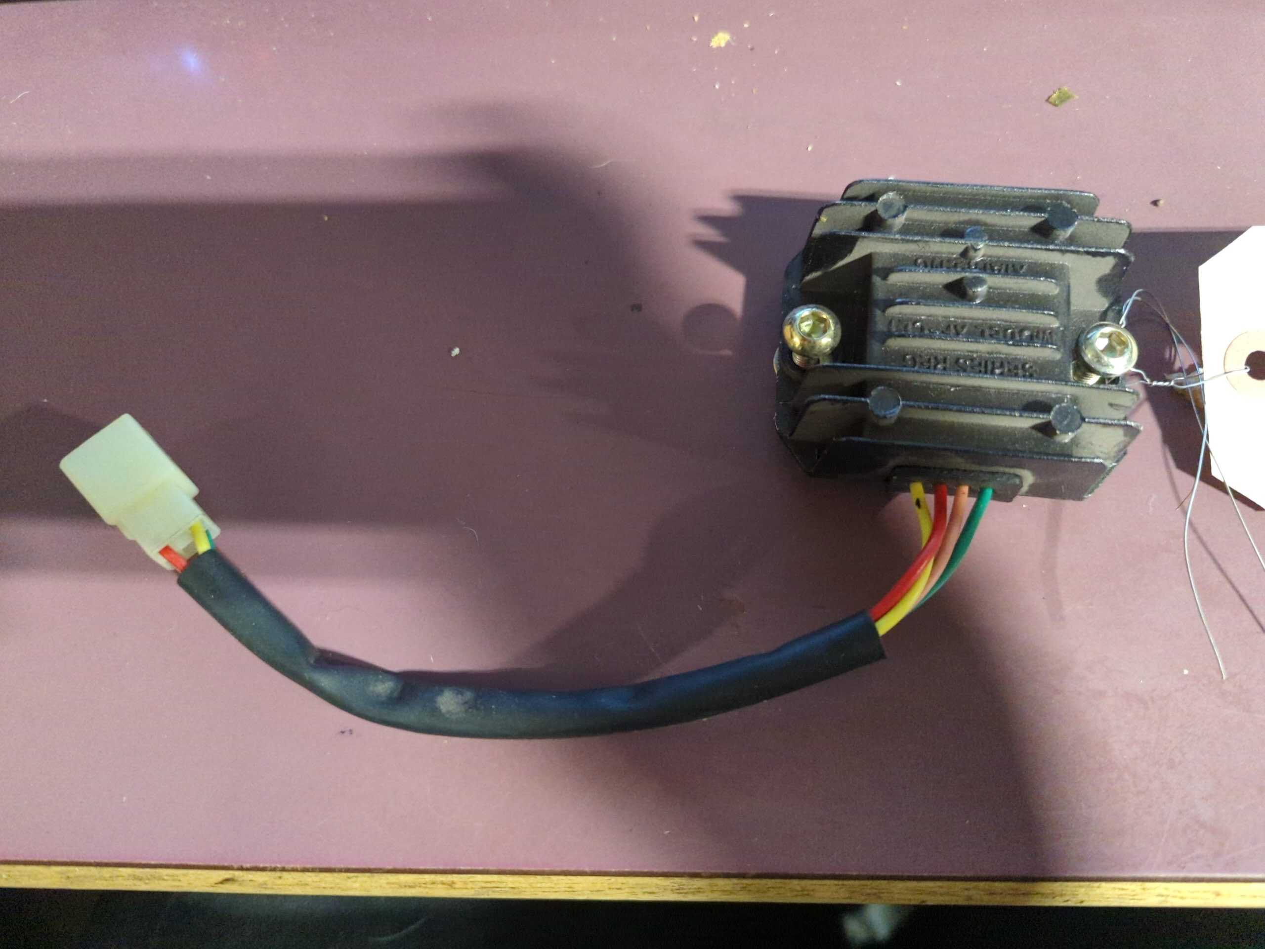 GIO GX250 VOLTAGE REGULATOR - Image 4