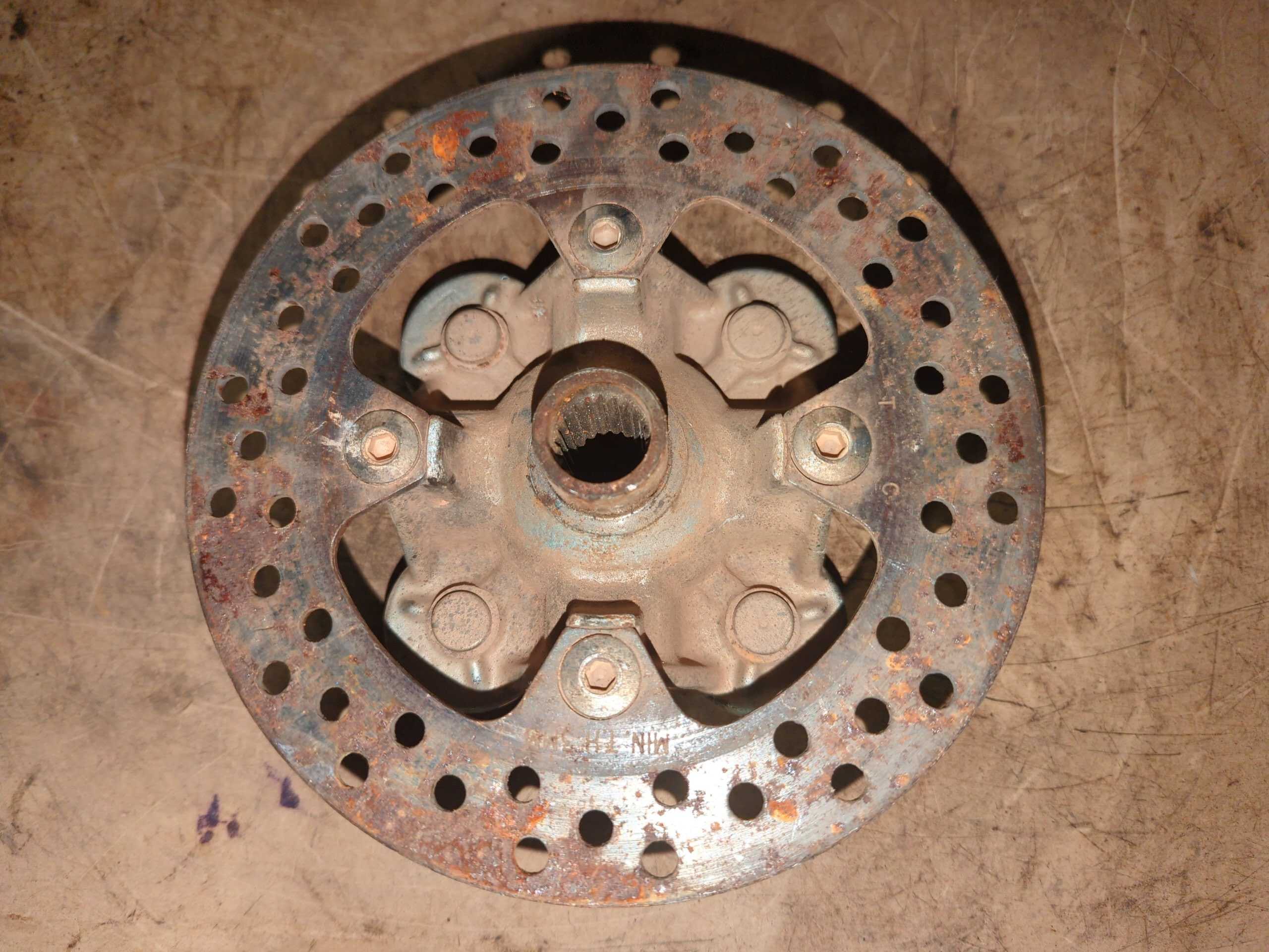 2005 - 2013 Kawasaki BRUTE FORCE 650,750 Front Hub - Image 2
