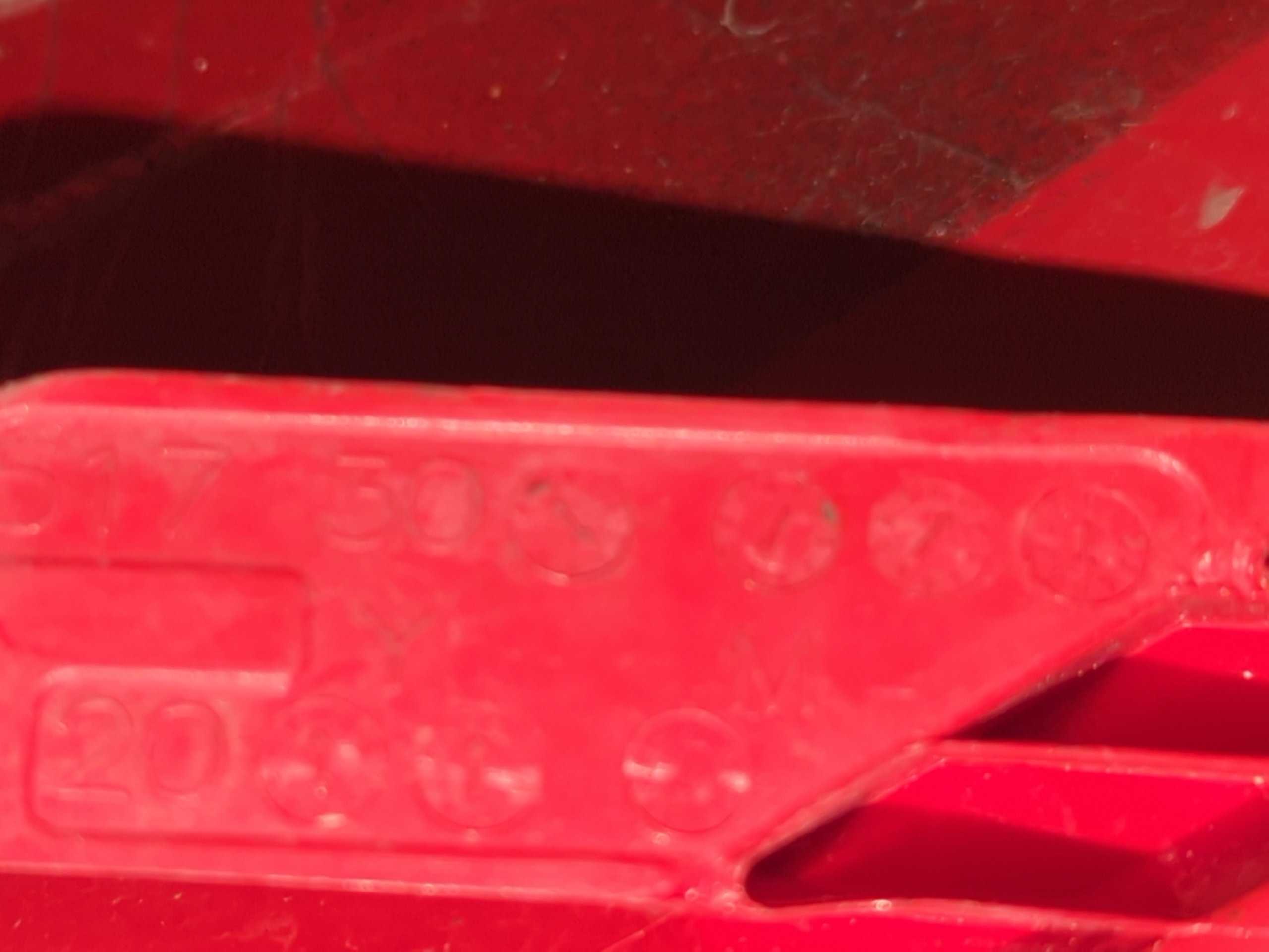 2011 Ski Doo Renegade 600/800 R Roadster Red Hood - Image 3