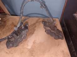Alternative view of 1996 - 2005 SUZUKI GSX-R750X,TL1000R,GSF1200 CALIPER ASSY, FRONT LH+RH