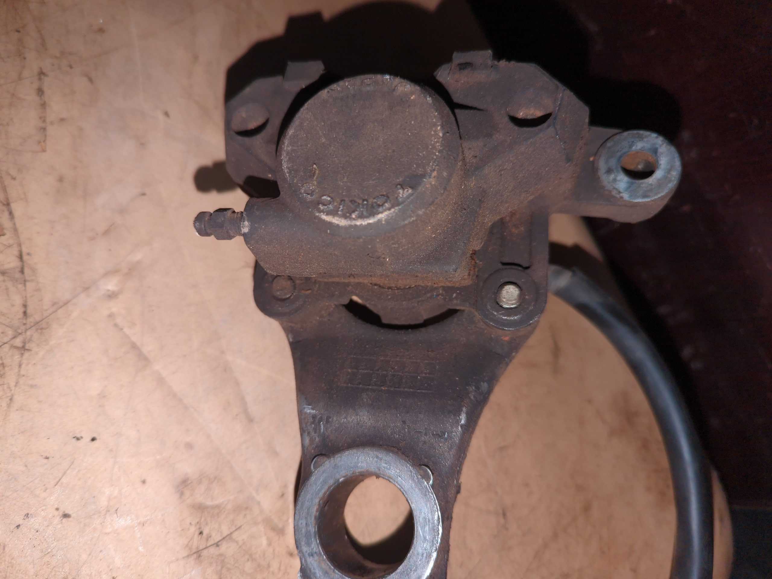 1996 - 2005 Suzuki GSX-R750X,GSF1200,TL1000,GSX1300 CALIPER ASSY, REAR - Image 5
