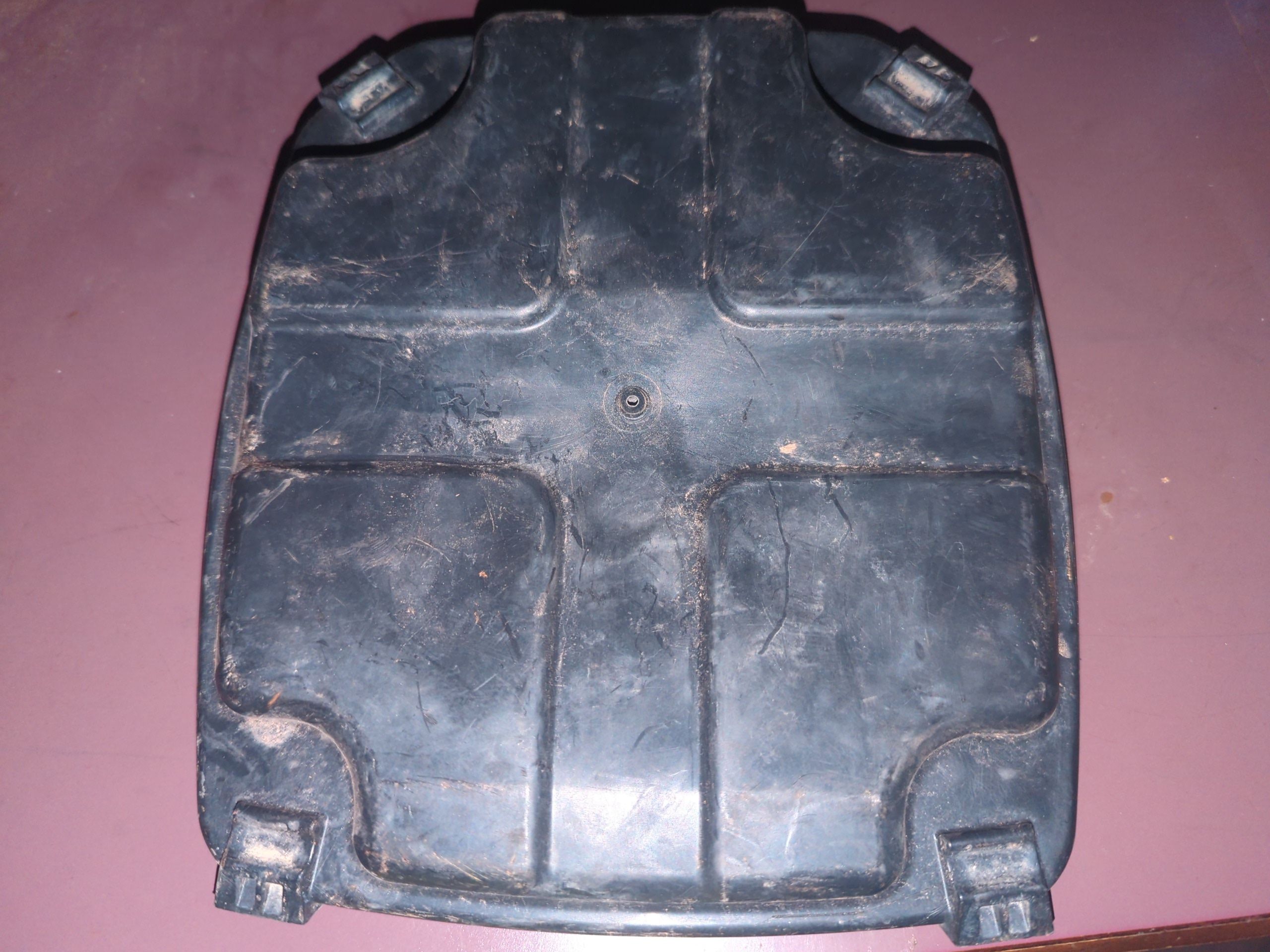 2006 - 2014 Honda TRX500 AIR CLEANER HOUSING LID