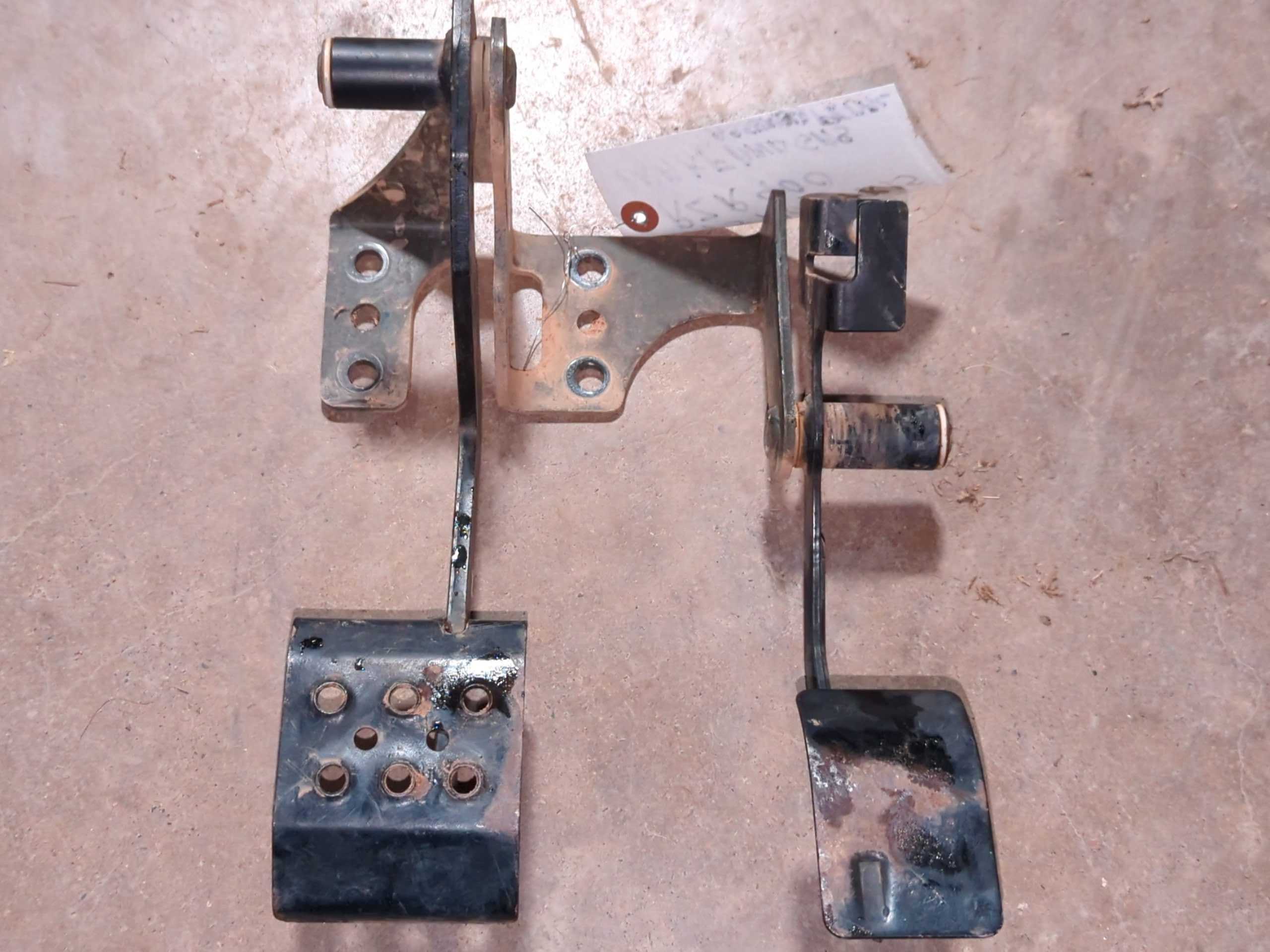 2013 POLARIS RZR XP 900 EFI Brake and Gas Pedal