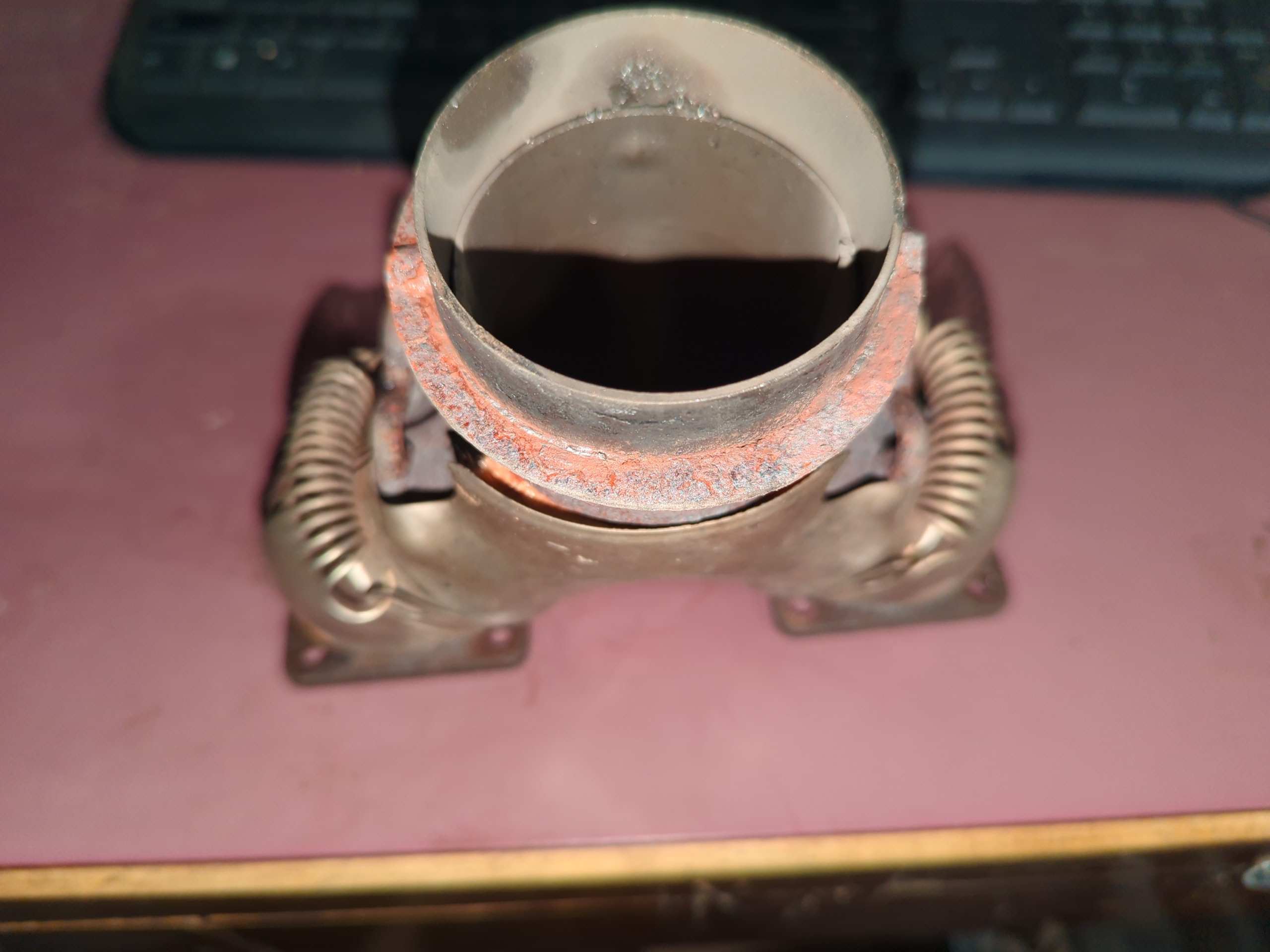 2003 - 2004 Ski Doo MX Z 600 HO,LEGEND 700,GRAND TOURING 600 Exhaust Manifold Y Pipe - Image 2