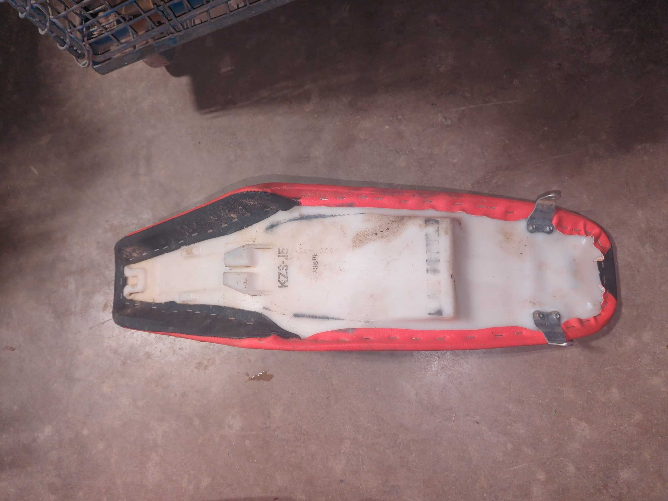 2002 - 2003 Honda CR125R,CR250R Seat - Image 2