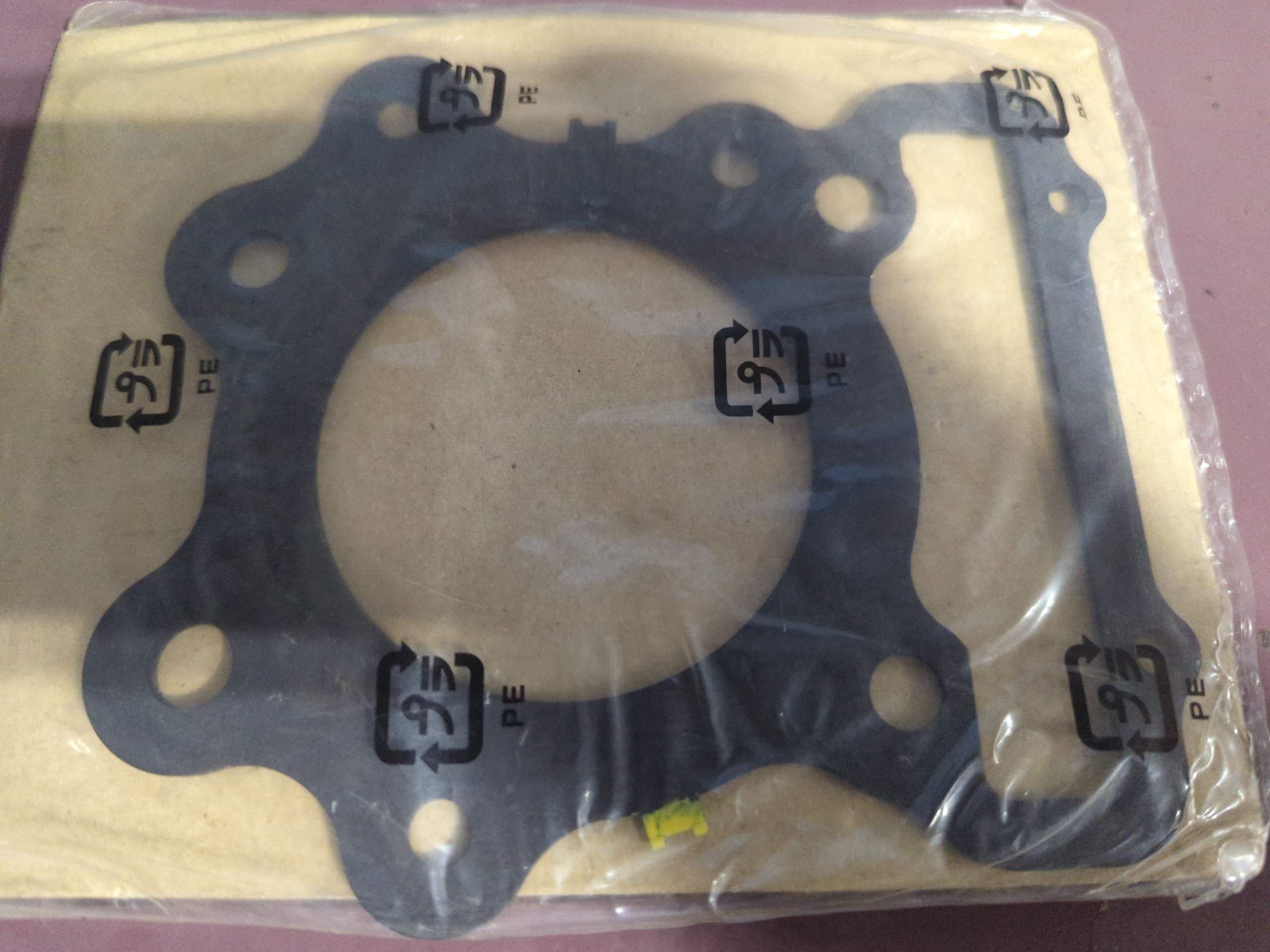1985 - 2000 HONDA TRX300,ATC250 CYLINDER HEAD GASKET 12252-HA0-305