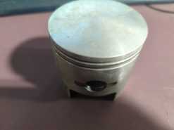 1972 - 1975 Arctic Cat 440 Piston Assembly - 68mm Bore Piston Only - Image 3