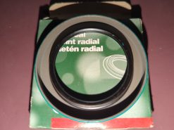 CR Oil Seal 15835 40x58x8  CRW1 R - Image 3
