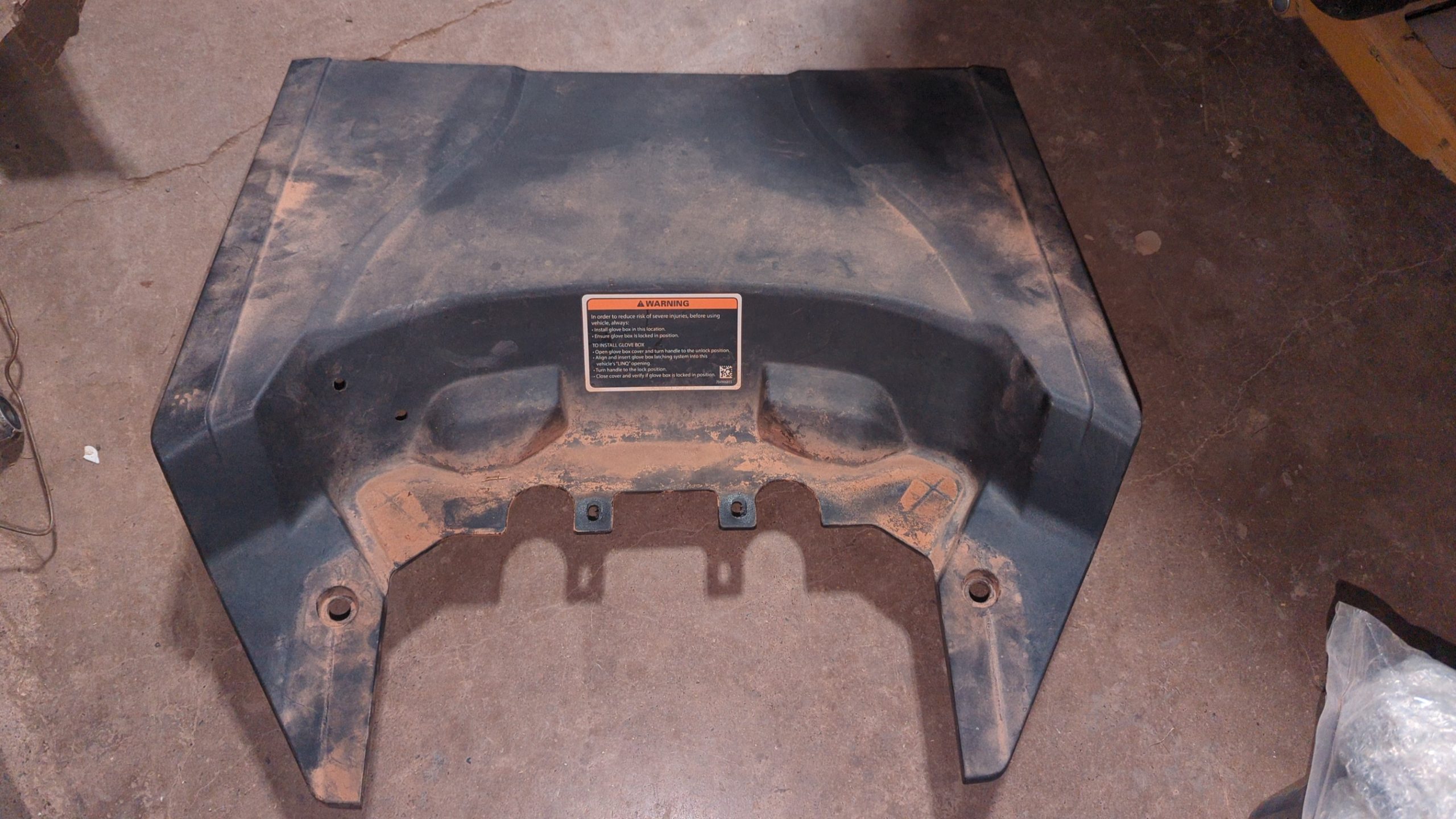 2015 - 2024 Can AM OUTLANDER, Rear Storage Box Cover