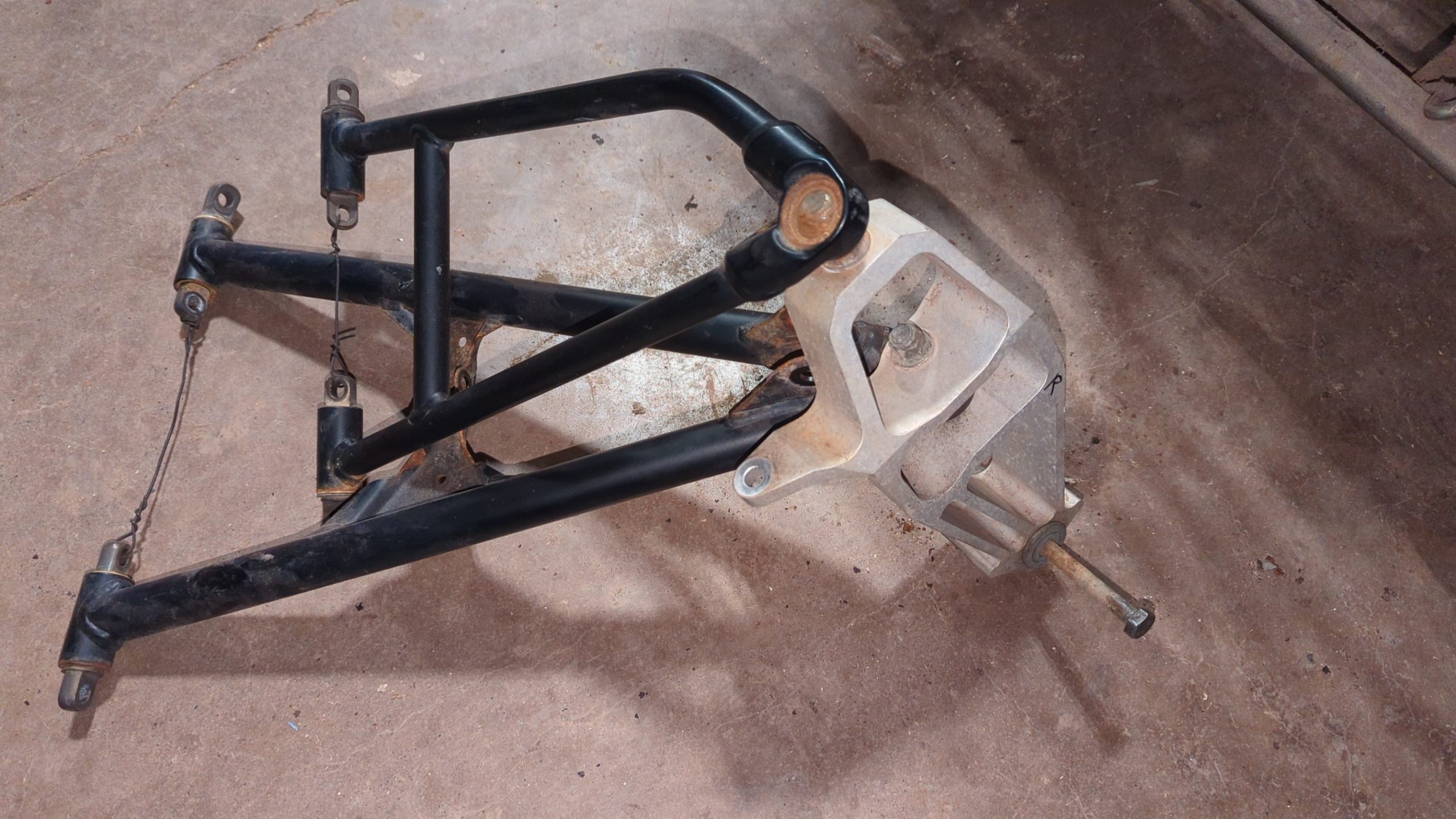 2012 - 2025 Polaris RUSH,SWITCHBACK ADVENTURE,INDY,AXYS,VOYAGEUR SPINDLE ASSEMBLY, RIGHT With CONTROL ARMS - Image 2