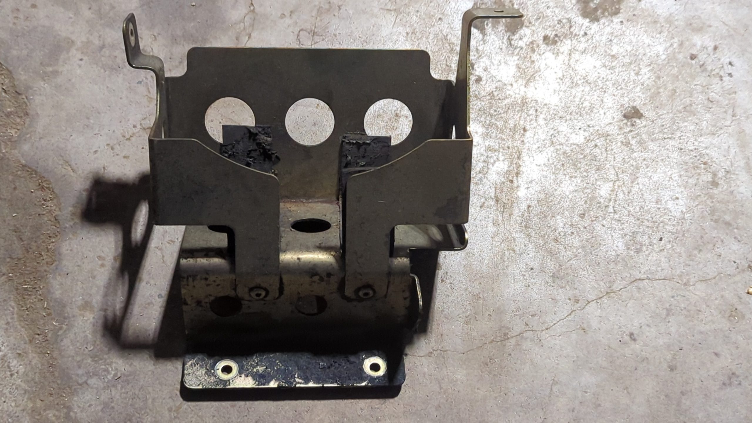 2006 POLARIS SWITCHBACK BATTERY BOX ASSEMBLY