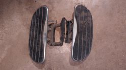 2003 KAWASAKI VULCAN 1600 Front Foot Rest RH+LH - Image 3