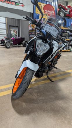 KTM DUKE 200 - Image 4