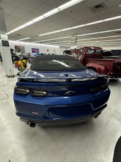 2021 Chevrolet Camaro - Image 3