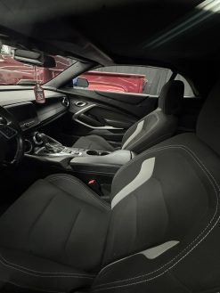 2021 Chevrolet Camaro - Image 4