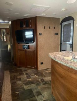 2015 Tracer Touring Edition 3200BHT by Forest River - Image 9