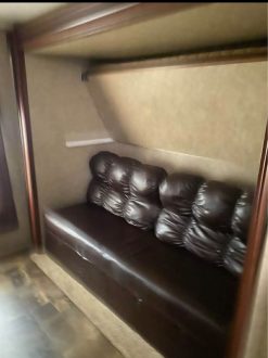 2015 Tracer Touring Edition 3200BHT by Forest River - Image 11