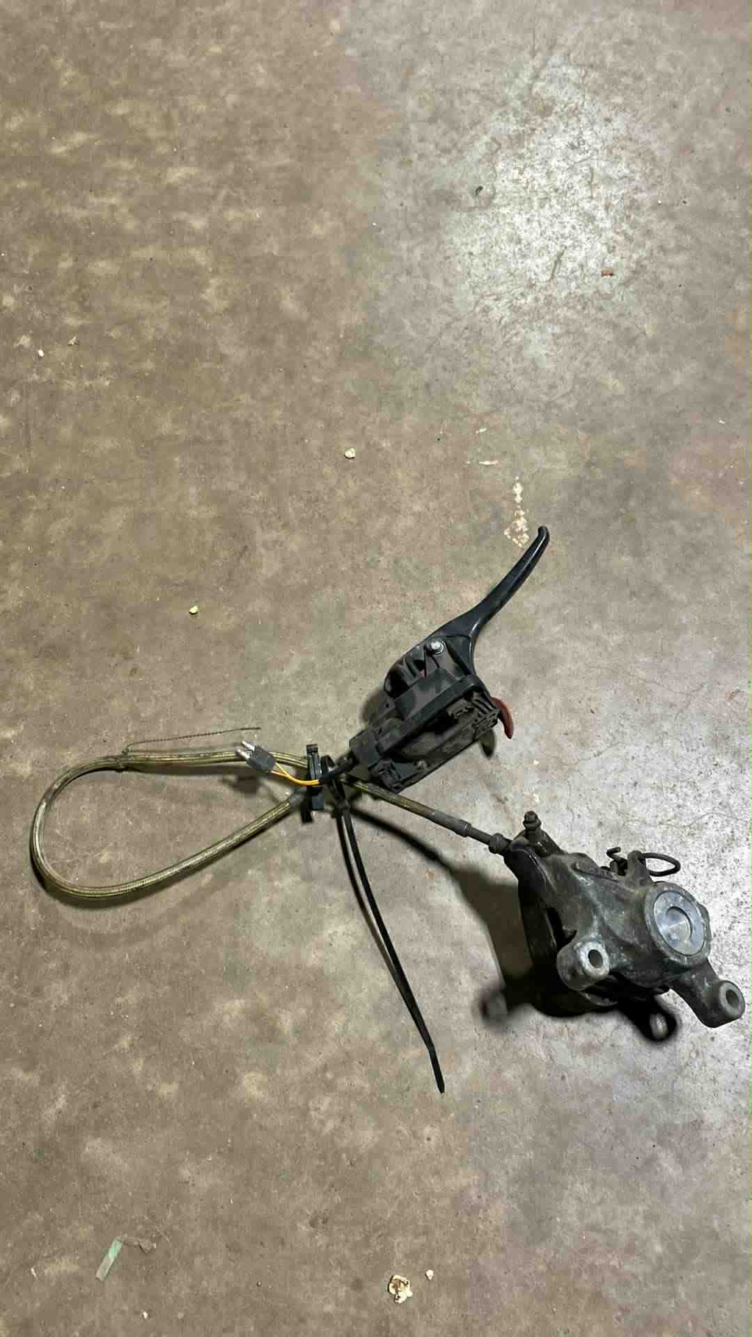 2006-2015 POLARIS FUSION 900 BRAKE CALIPER AND BRAKE LEVER