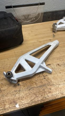 2012-2013 ARCTIC CAT XF 1100 LEFT SPINDLE - Image 2