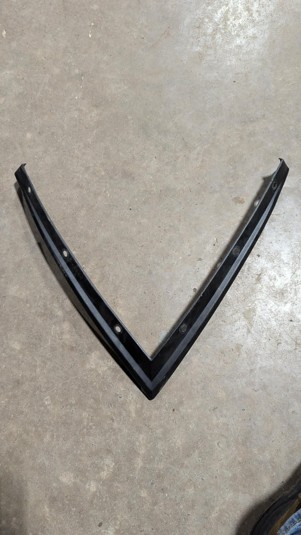 2013 POLARIS Switchback 800 OEM WINDSHIELD RETAINER