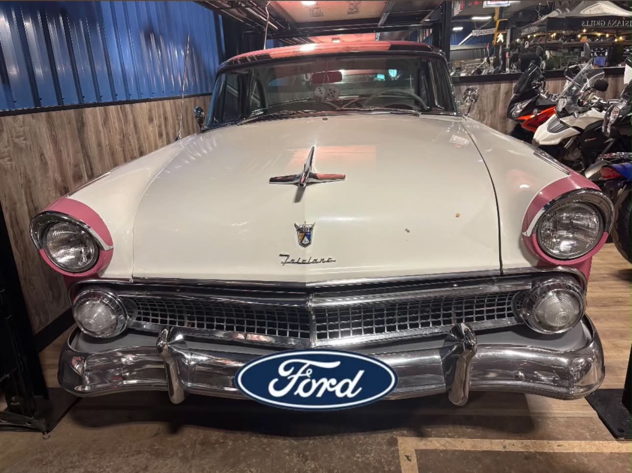 1955 Ford Crown Victoria - Image 2