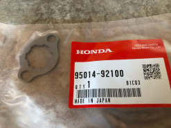 2026 - HONDA - SPROCKET RETAINER - (95014-92100)