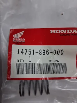 2026 - HONDA - VALVE SPRING - (14751-896-000)