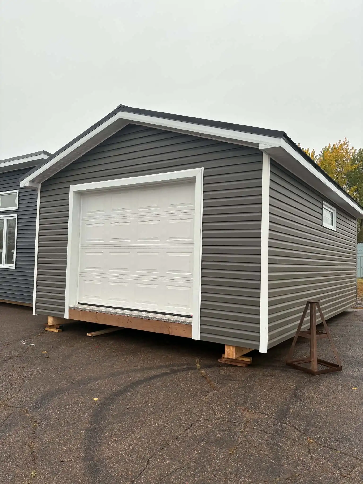 16 x 24 Garage - Image 3