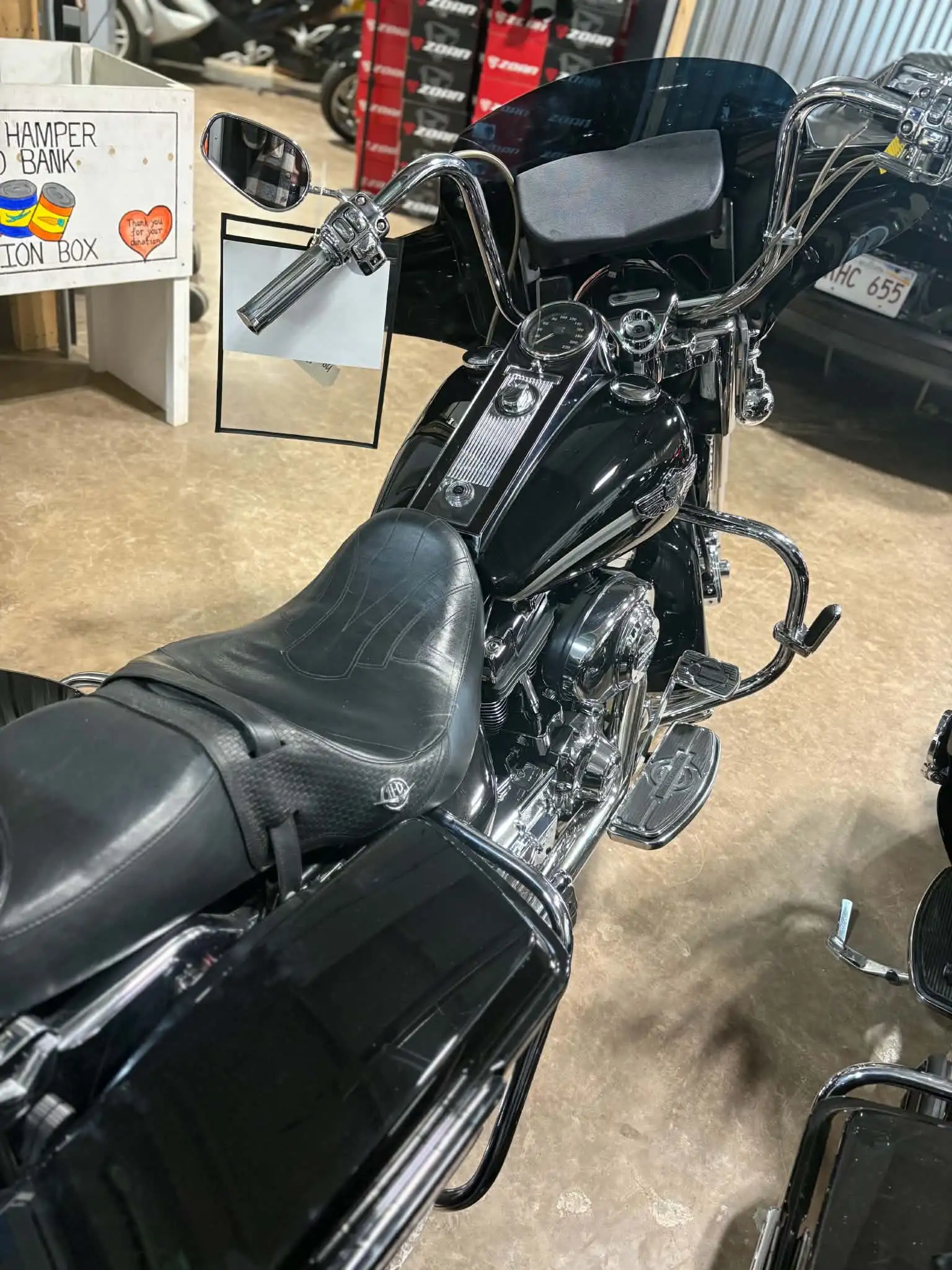 2003 Harley Davidson Road King Classic 100th Year Anniversary - Image 3