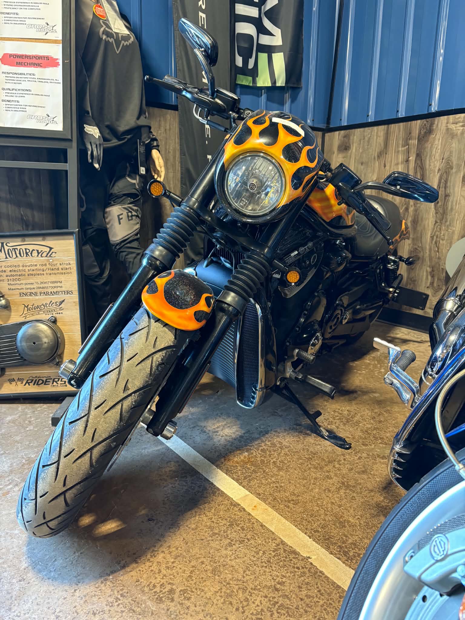 2007 Harley Davidson Night Rod Special - Image 5