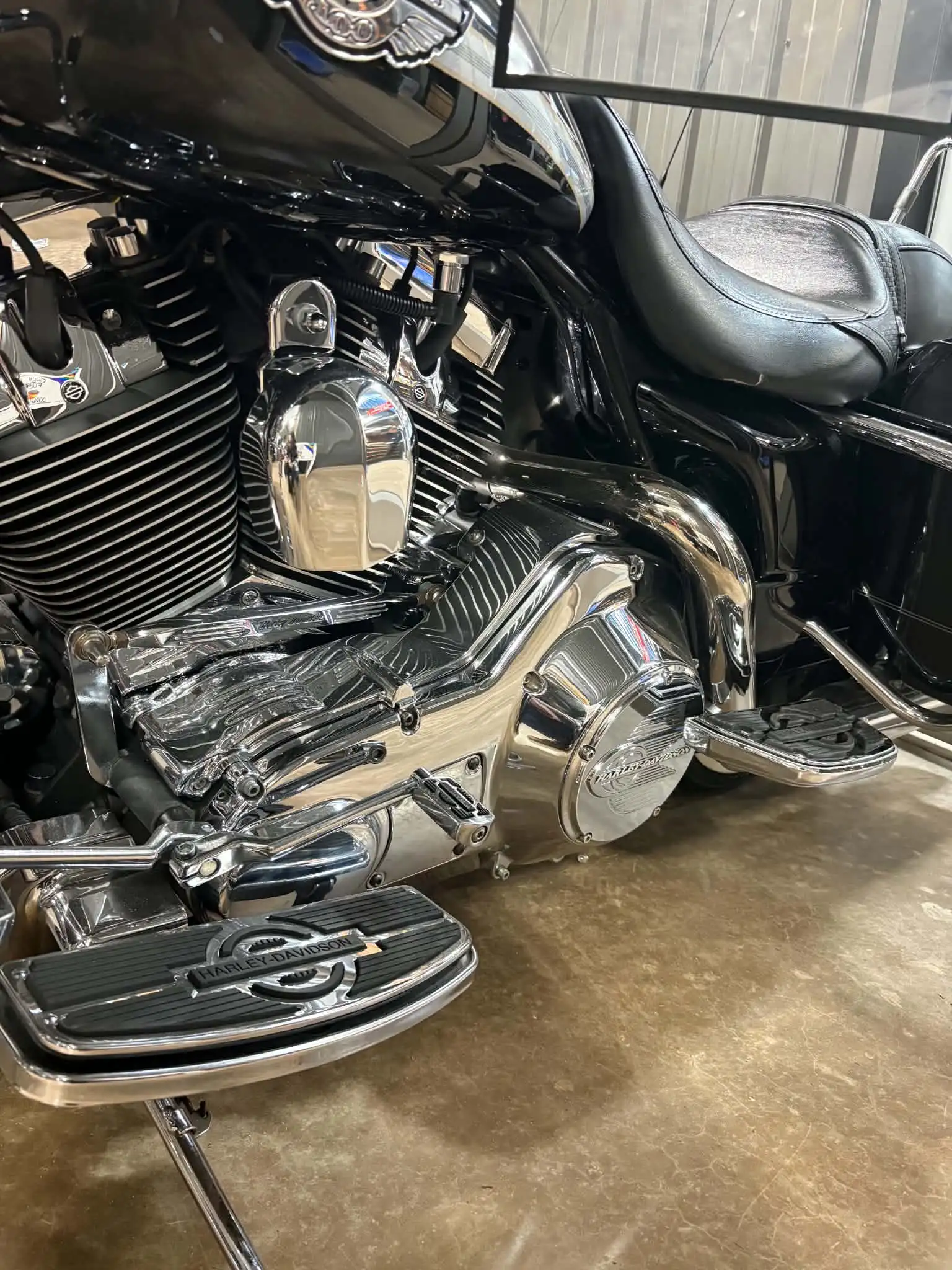 2003 Harley Davidson Road King Classic 100th Year Anniversary - Image 6