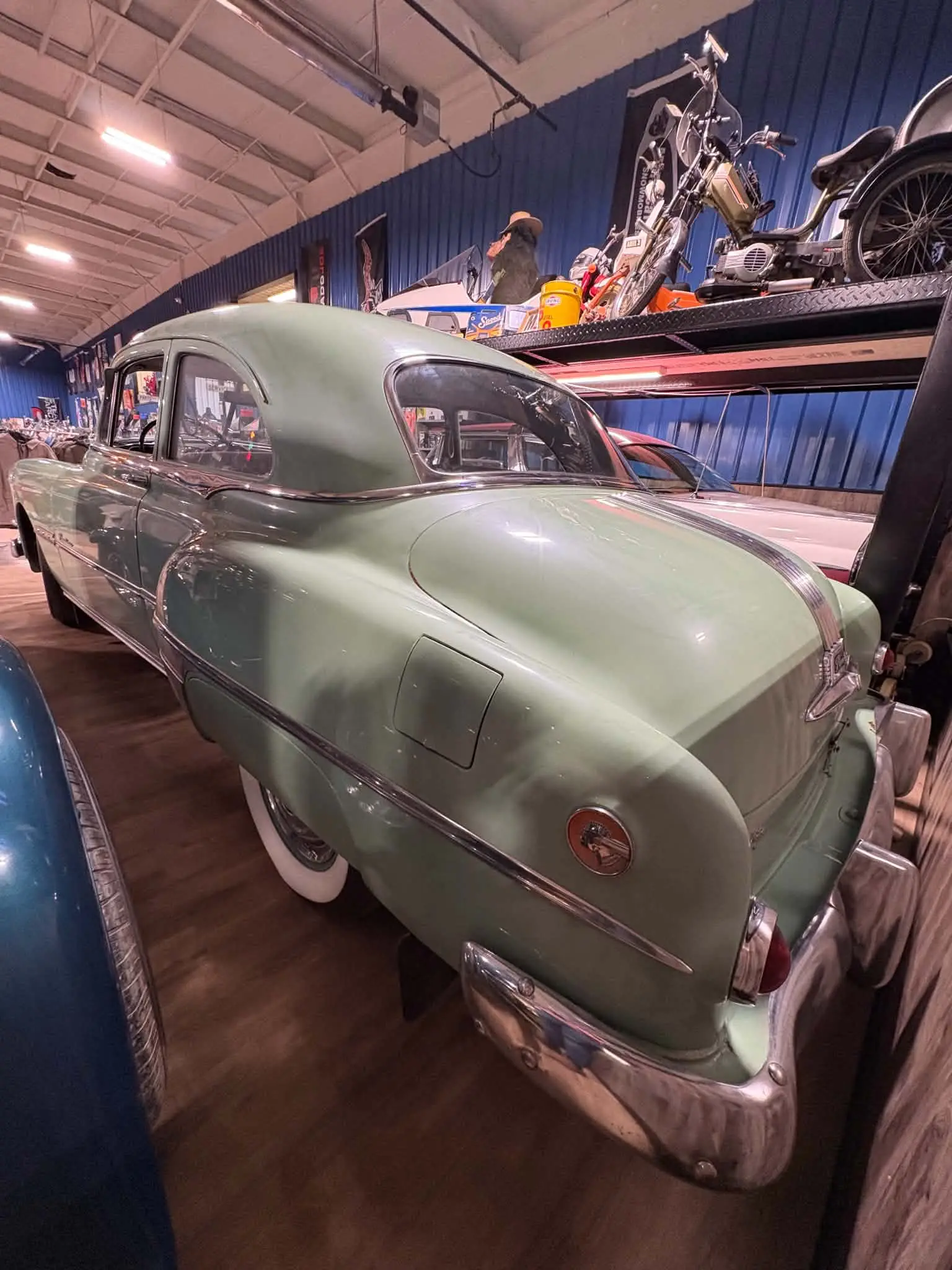 1951 Pontiac Chieftain - Image 4